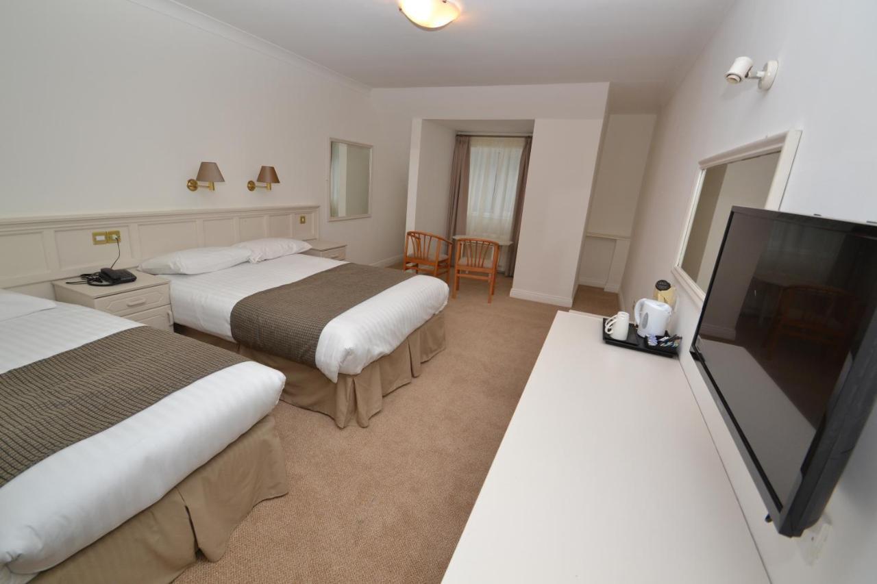 קיליבגס Bay View Hotel מראה חיצוני תמונה