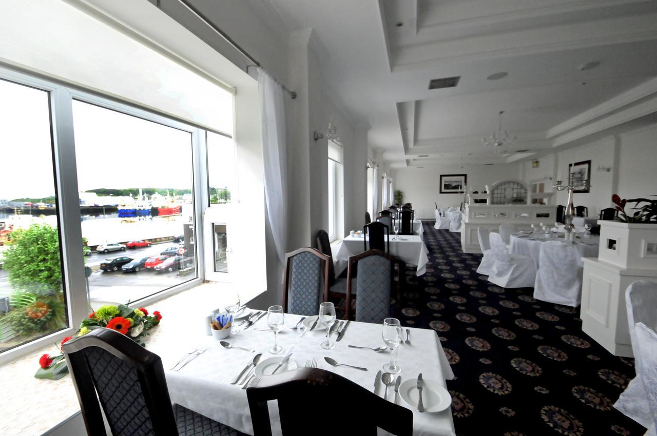 קיליבגס Bay View Hotel מראה חיצוני תמונה
